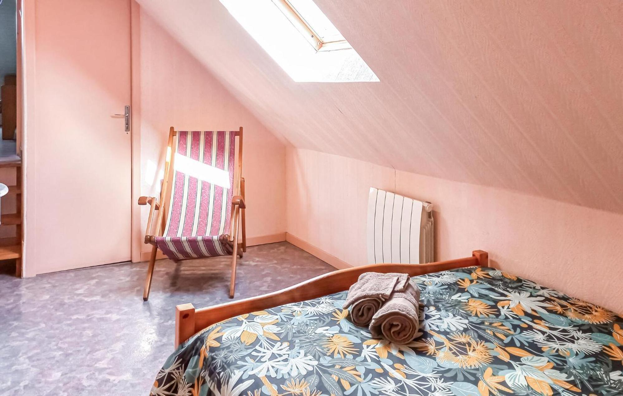 3 Bedroom Awesome Home In Lezardrieux ภายนอก รูปภาพ