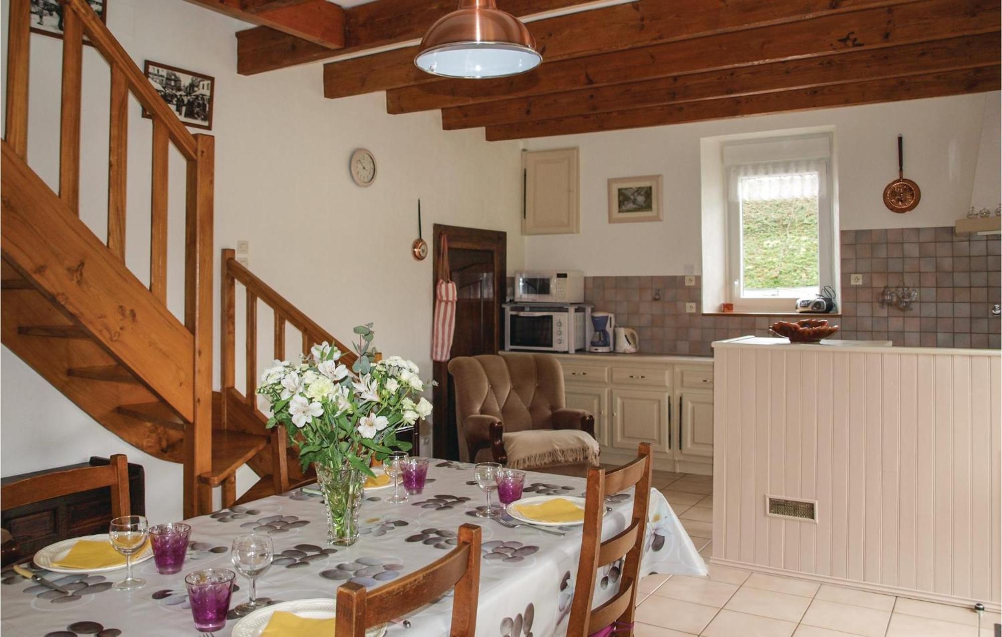 3 Bedroom Awesome Home In Lezardrieux ภายนอก รูปภาพ