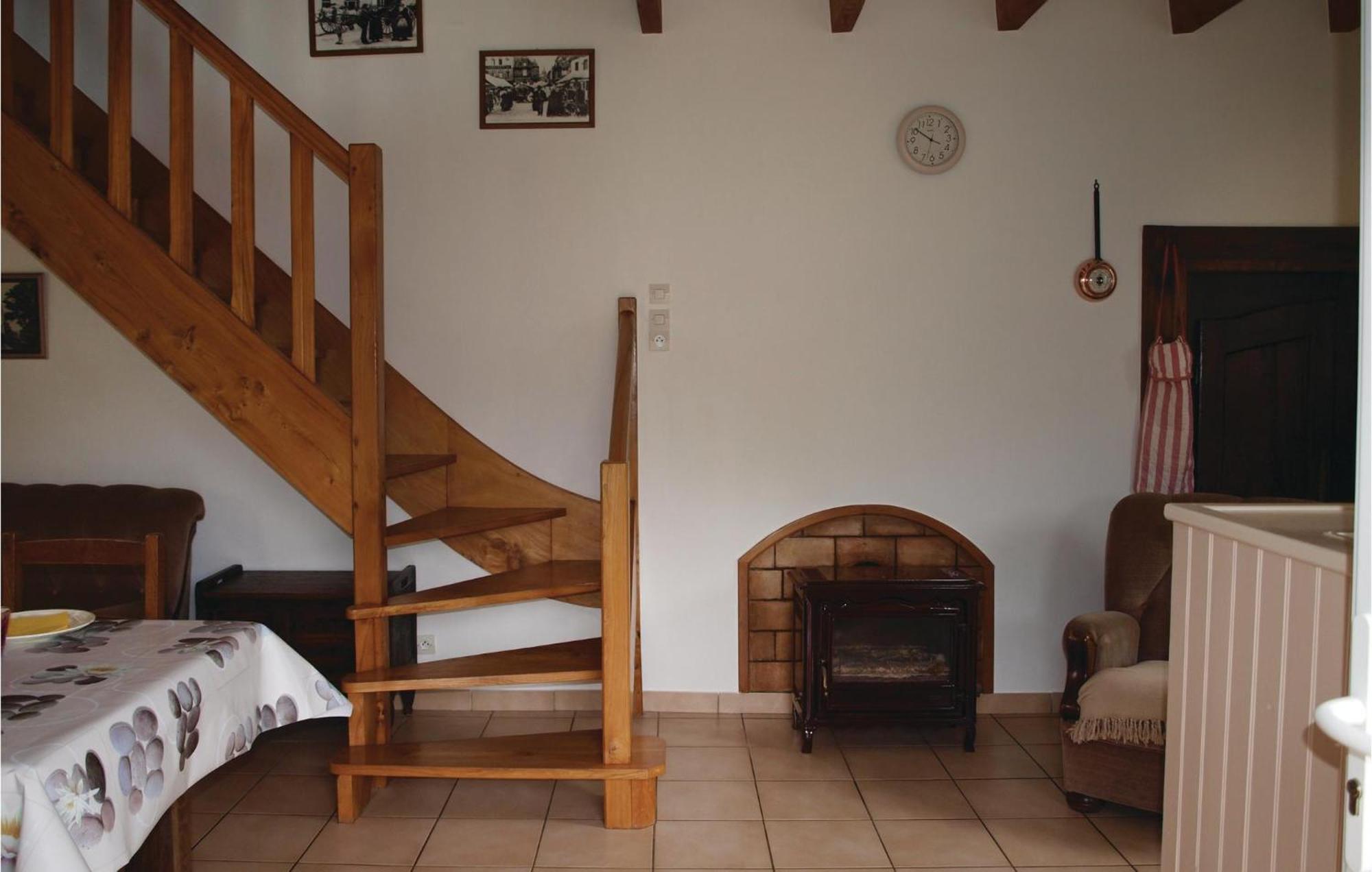3 Bedroom Awesome Home In Lezardrieux ภายนอก รูปภาพ