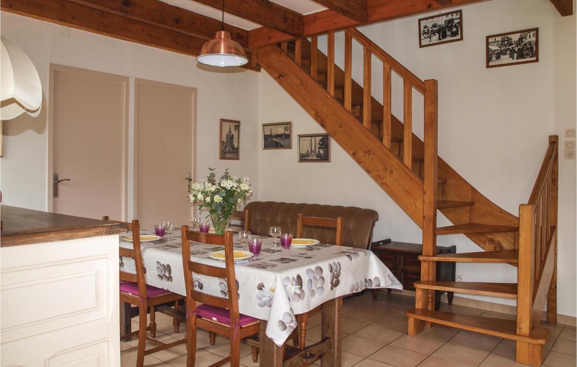 3 Bedroom Awesome Home In Lezardrieux ภายนอก รูปภาพ